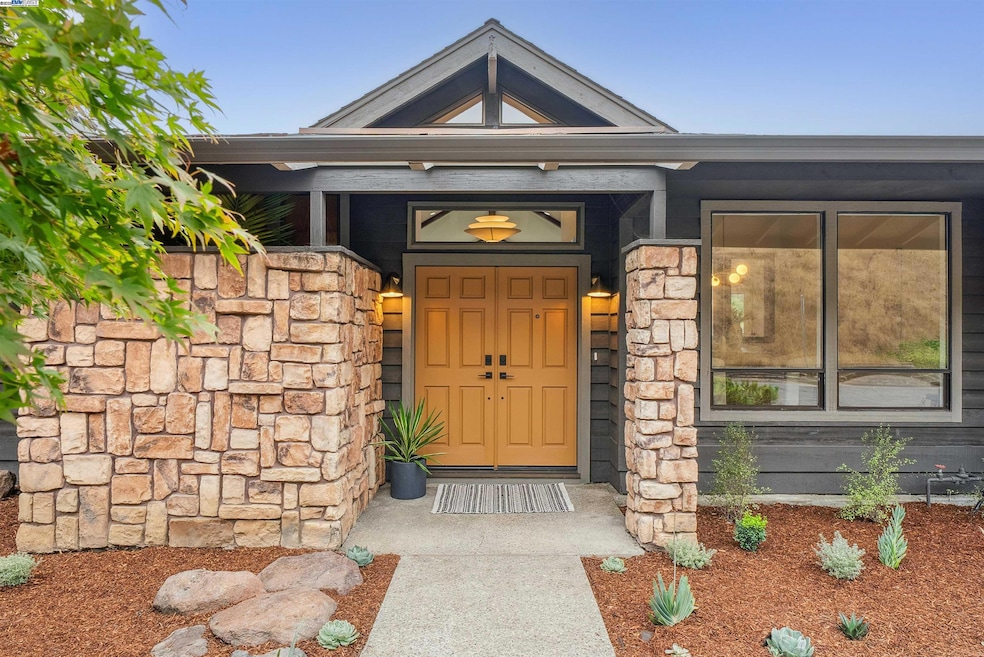 Sold $1,500,000 • Co-Listing Agent