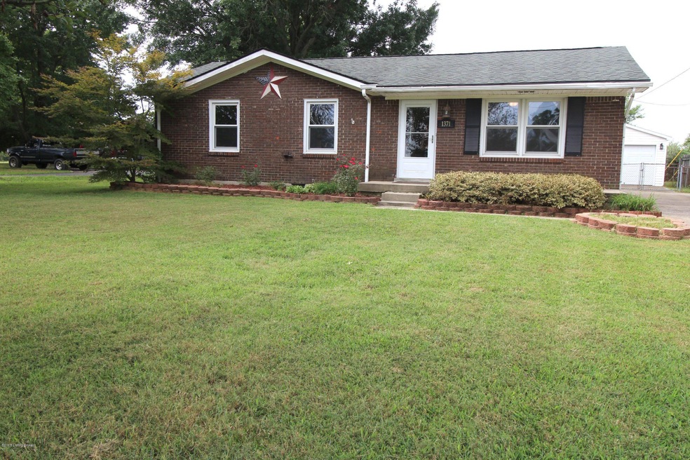 1371 Fisher Ln, Mount Washington, KY 40047 - photo 1