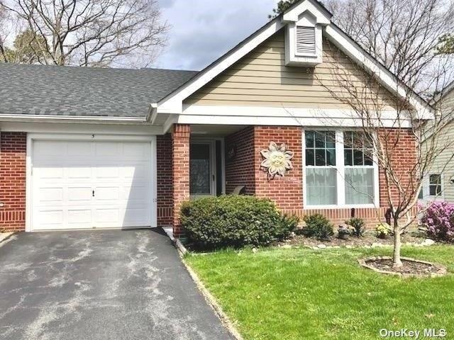 Welcome to 5 Baldwin Ct!