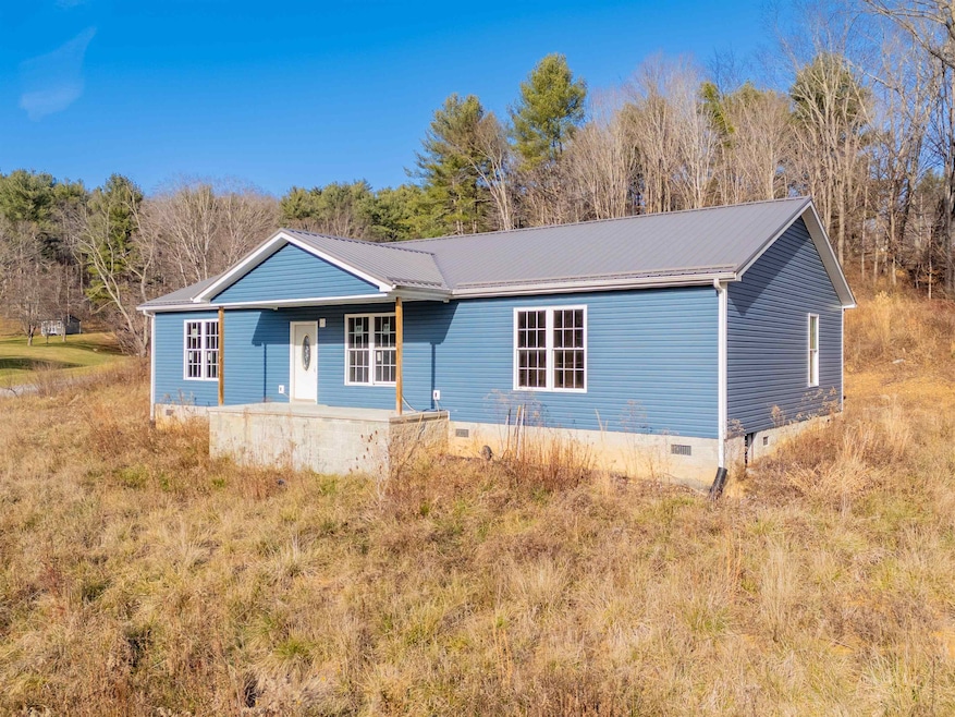 6 High Chaparral Ln, Bland, VA 24315 - photo 1