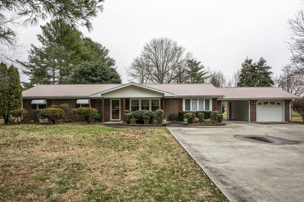 198 Lou Ellen Dr, Manchester, TN 37355 - photo 1