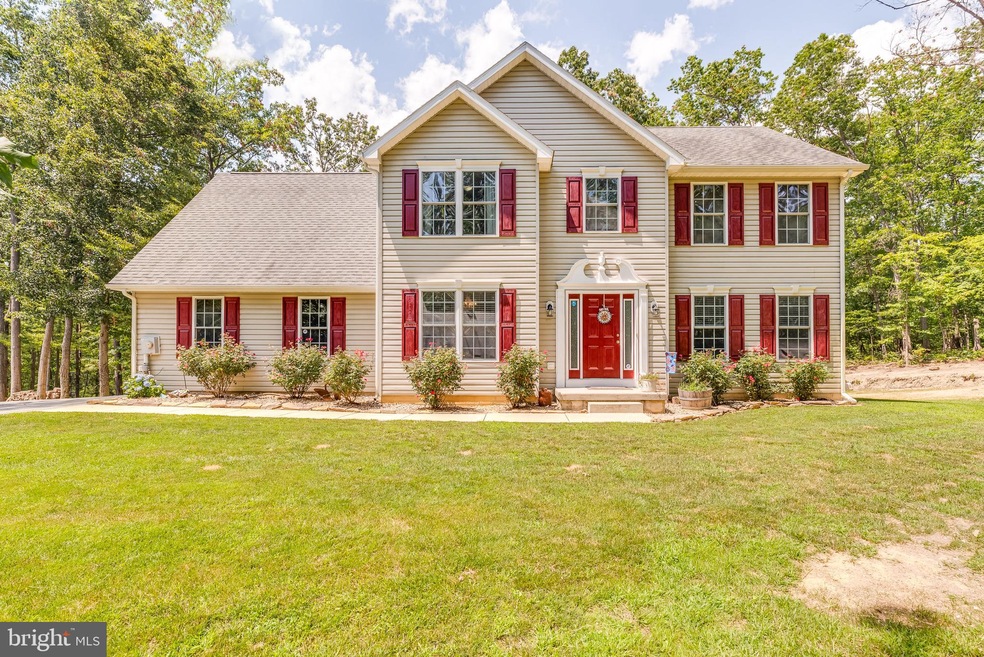 143 Campaign Ln, Hedgesville, WV 25427 - photo 1