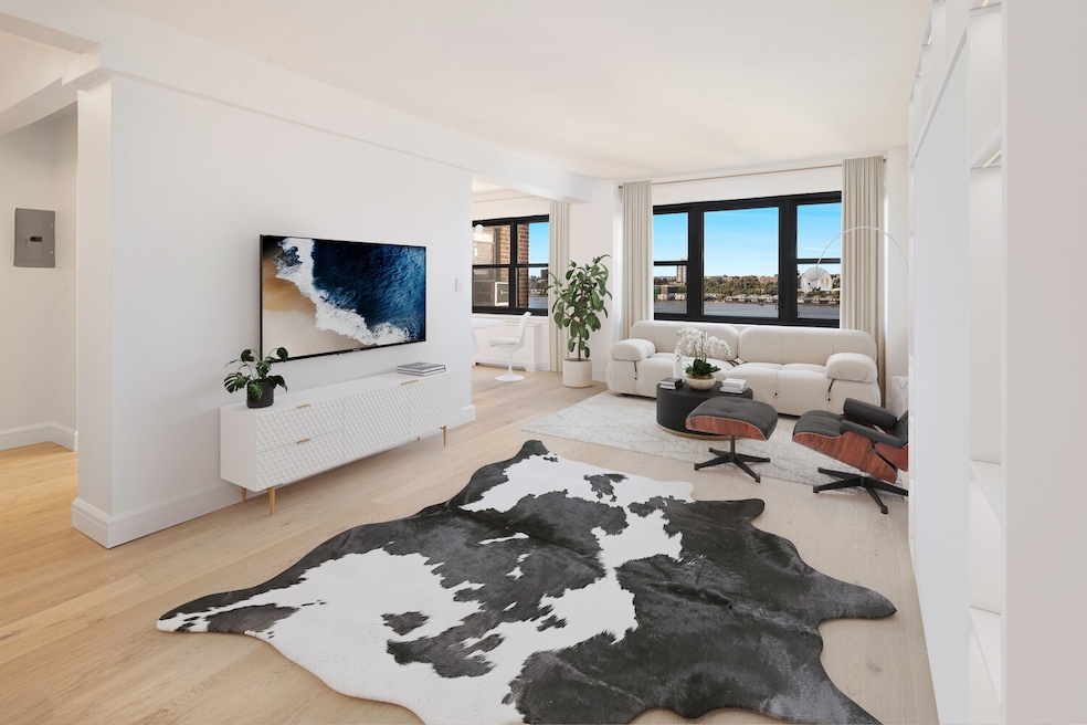 Schwab House unit 15HW, New York, NY 10023 - photo 1