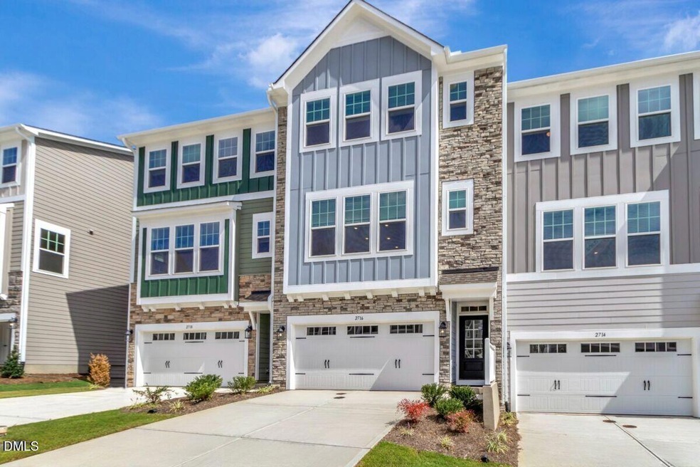 2716 Hunter Woods Dr unit 631, Apex, NC 27502 - photo 1