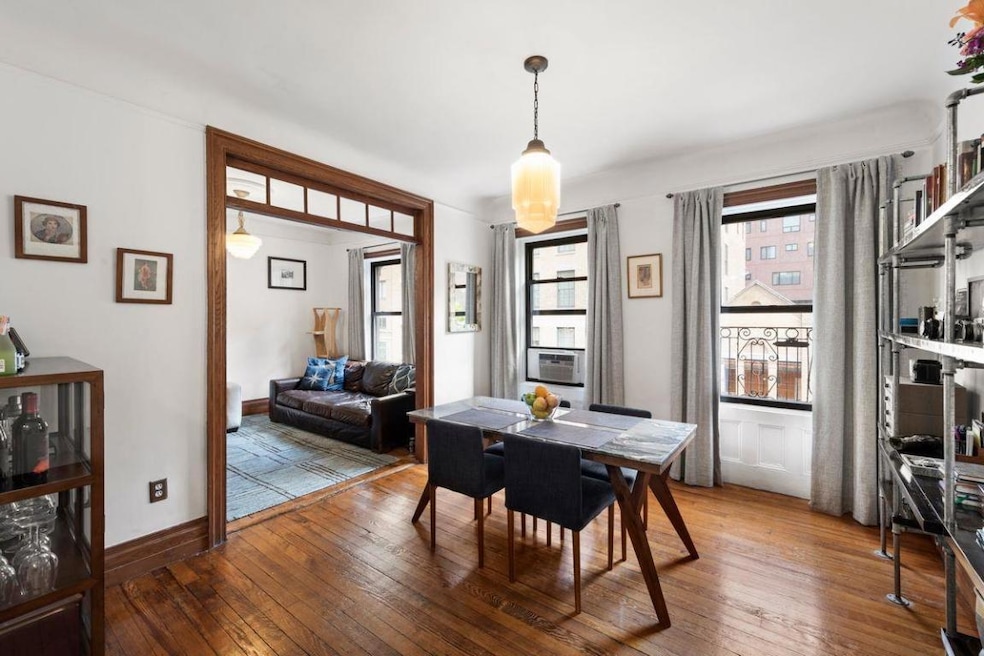 Sold $975,000 • Co-Listing Agent