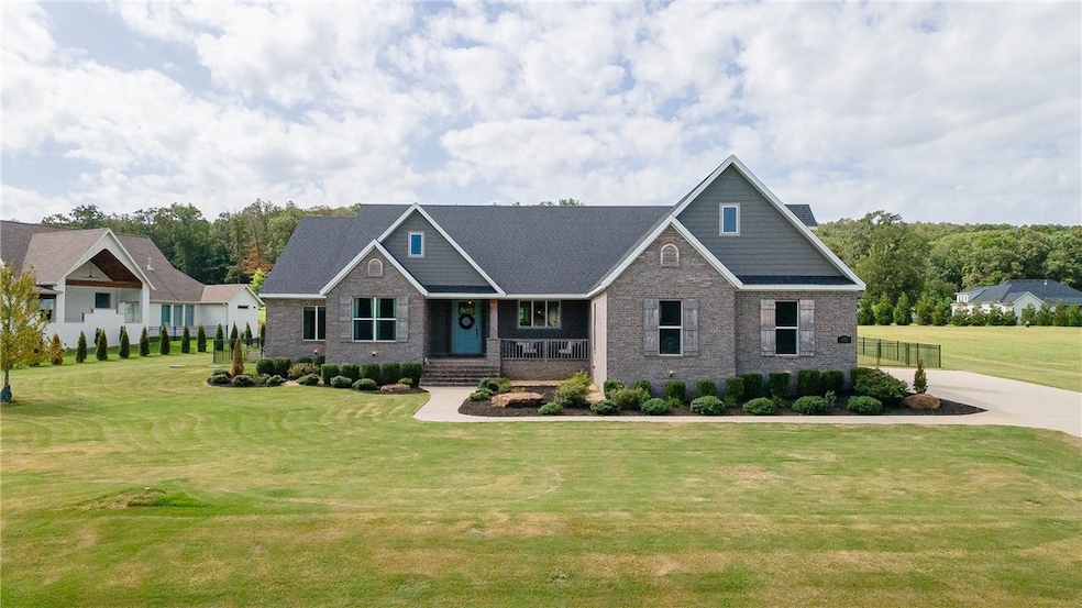 Sold $635,000 • Co-Listing Agent