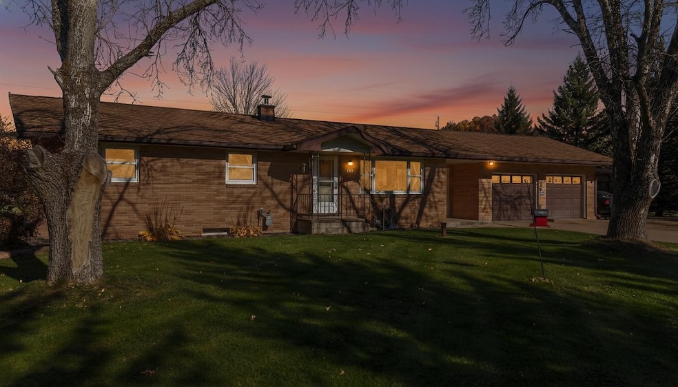 Under Contract $299,900