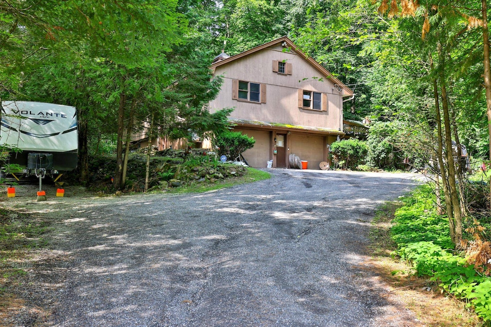 11 Oak Street Extension, Rutland, VT 05701 - photo 1