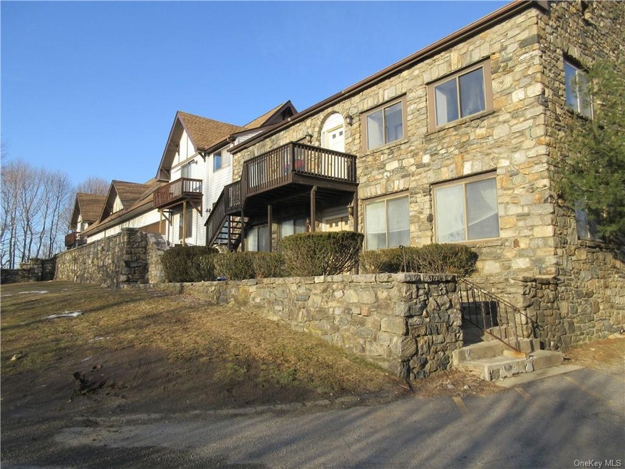 138 Clubhouse Dr unit 6, Carmel, NY 10512 - photo 1