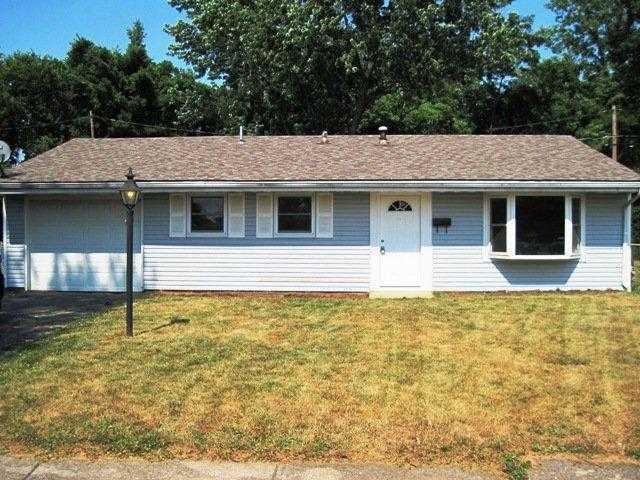 5600 Newport Ct, Columbus, OH 43232 - photo 1