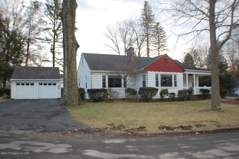 21 Forest Rd, Mountain Top, PA 18707 - photo 1