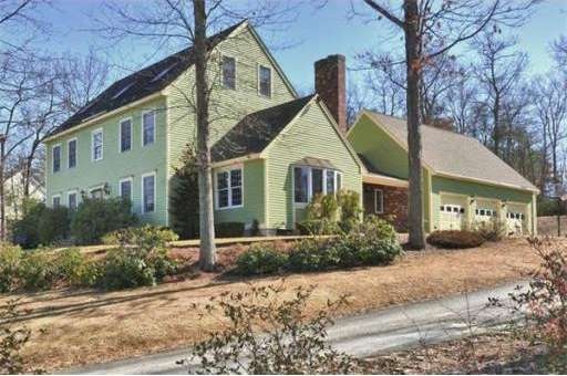 69 Kettle Hole Rd, Bolton, MA 01740 - photo 1