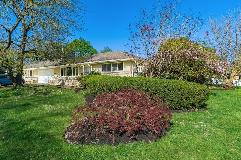 002_230 Eastlea Drive _002