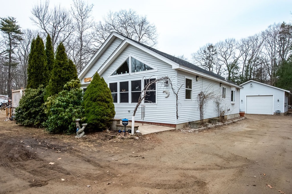 108 Centennial St, Seabrook, NH 03874 - photo 1