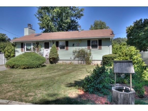 11 Tampa St, Nashua, NH 03064 - photo 1