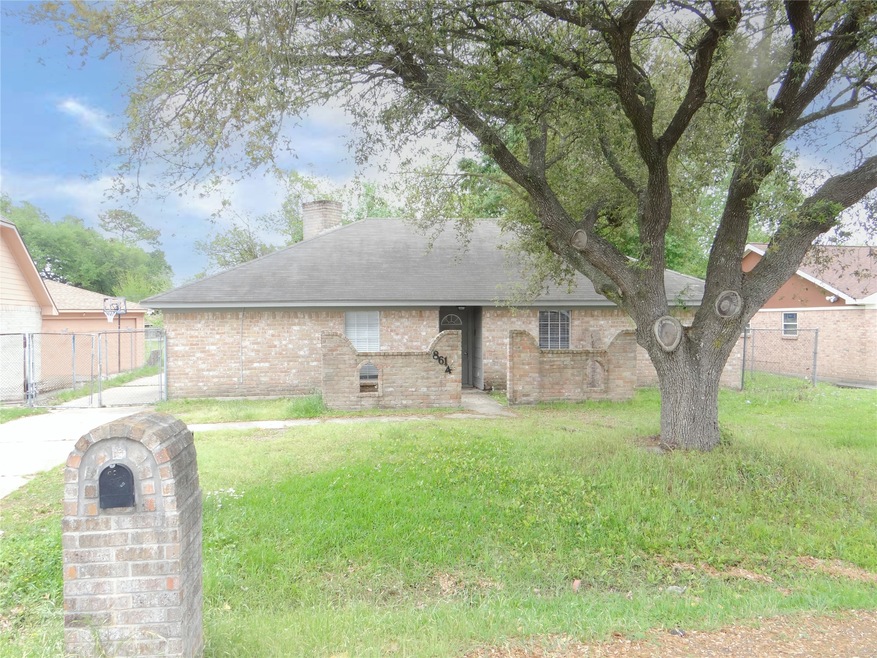 8614 Venus St, Houston, TX 77088 - photo 1