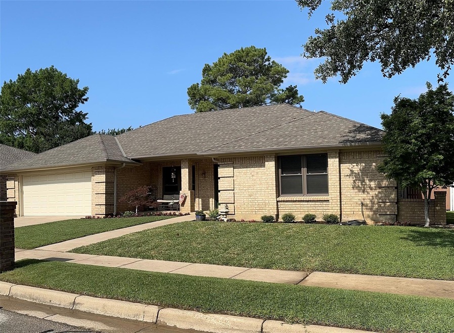 3717 Woodmont Ct, Bedford, TX 76021 - photo 1