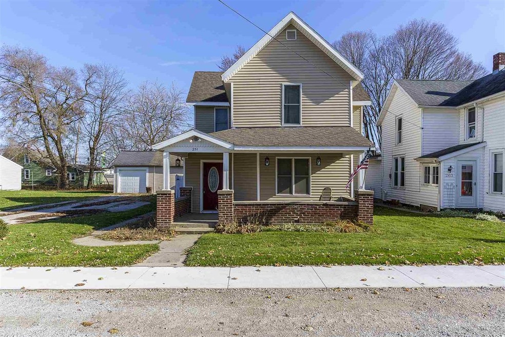 251 S High St, Roanoke, IN 46783 - photo 1