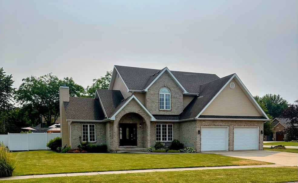 1615 Pebble Creek Dr, Morris, IL 60450 - photo 1