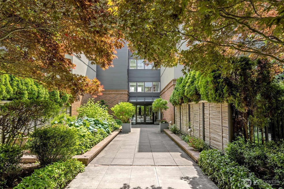 Queen Anne Square unit 319, Seattle, WA 98119 - photo 1