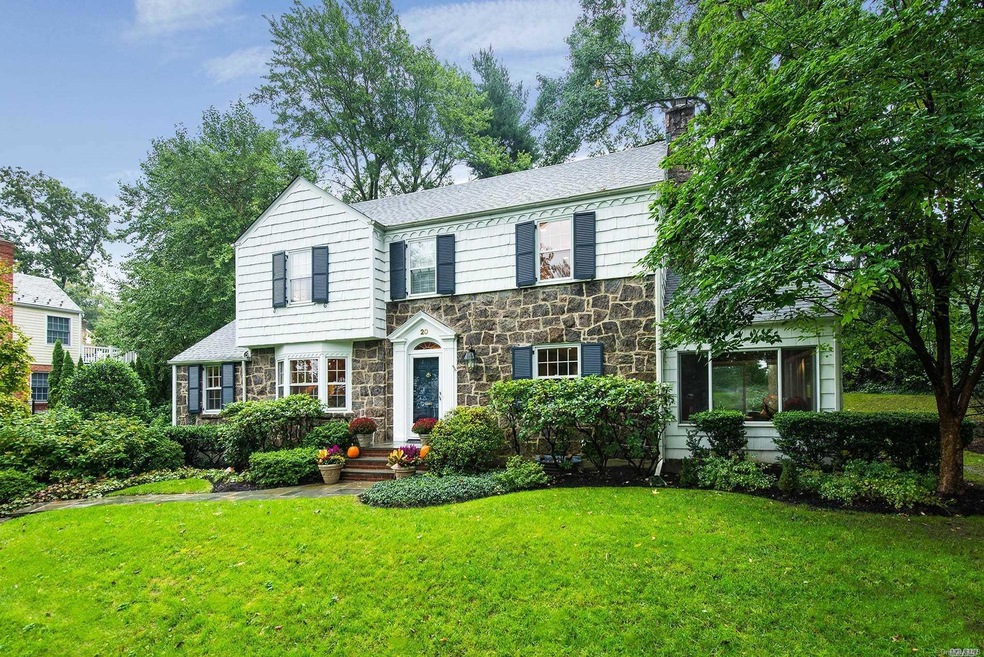 20 Dartmouth Rd, Manhasset, NY 11030 - photo 1