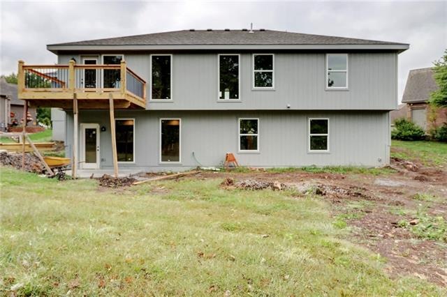 604 W Olive St, Raymore, MO 64083 - photo 1