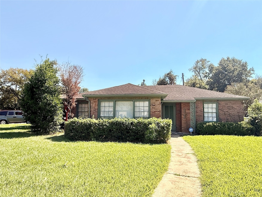 3546 Rosedale St, Houston, TX 77004 - photo 1