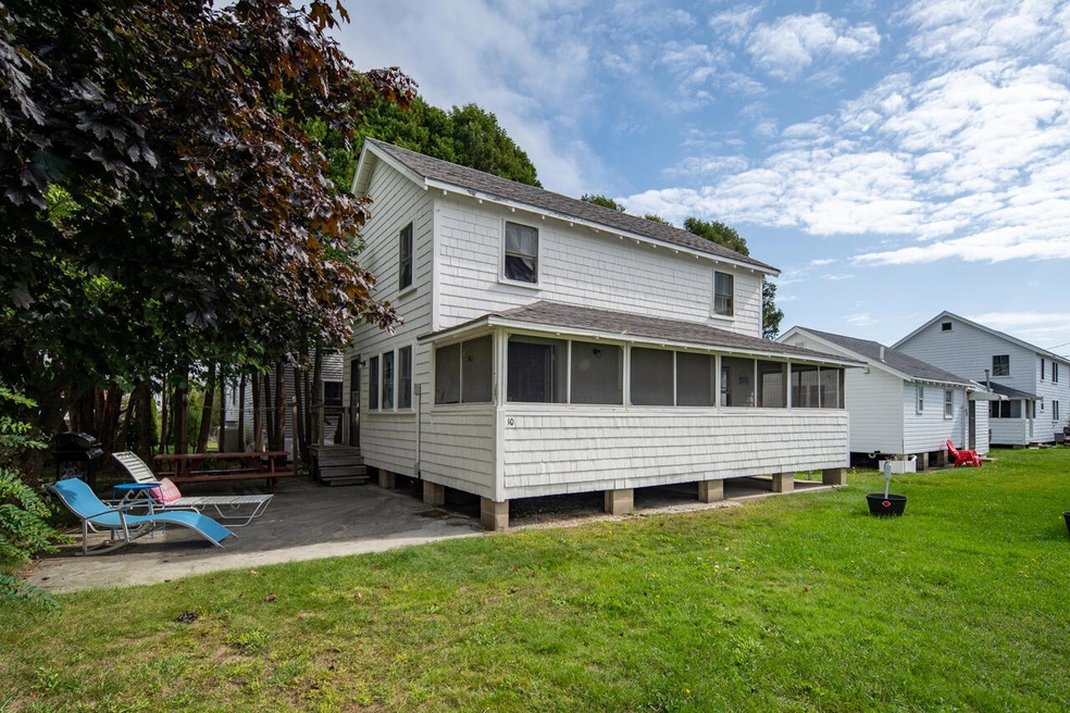 13 Beacon, Unit 10-1