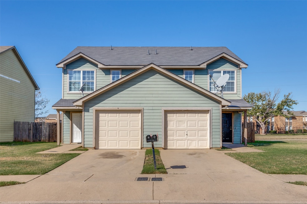 4526 Alamosa St, Fort Worth, TX 76119 - photo 1