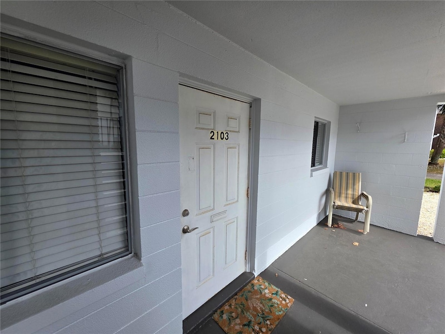 2103 Canal Dr unit B7, Bradenton, FL 34207 - photo 1