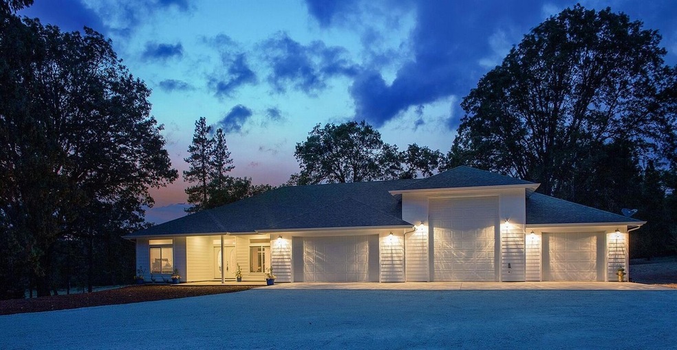 173 Wild Goose Ln, Merlin, OR 97532 - photo 1