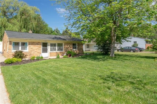 Green Lane Ave_15701--Front-23.jpg