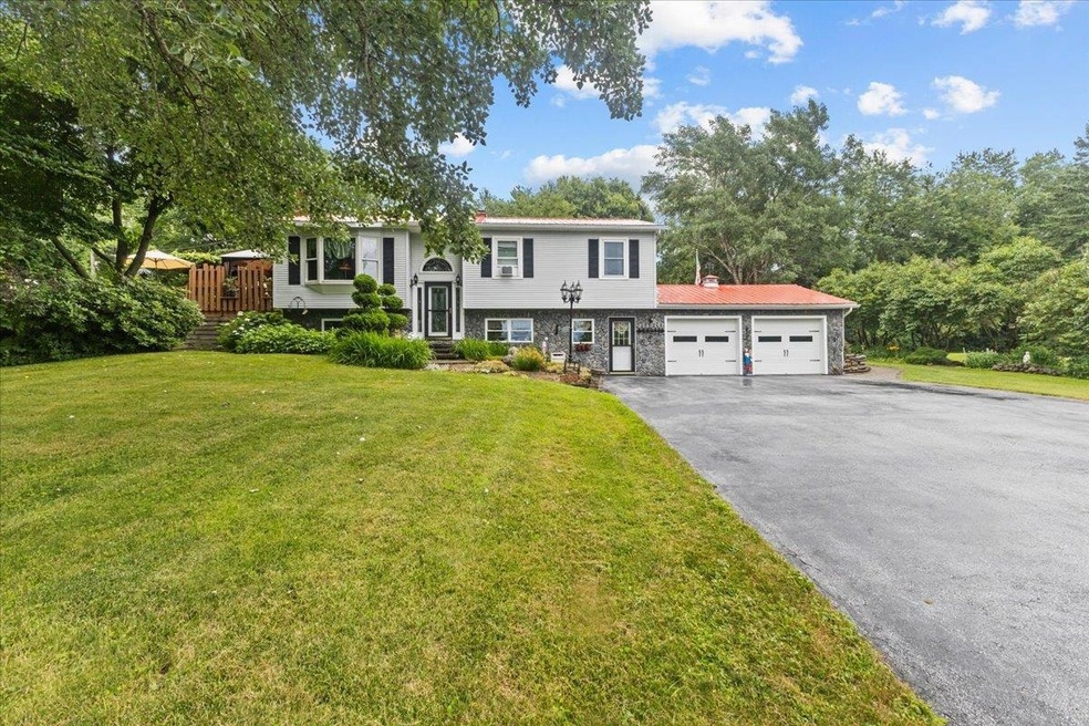 71 Snowcrest Rd, Fairfax, VT 05454 - photo 1