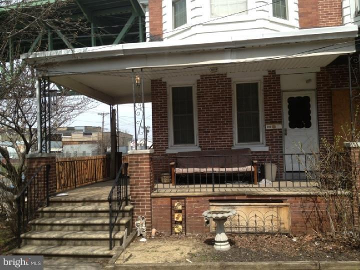 301 Sherman St, Gloucester City, NJ 08030 - photo 1