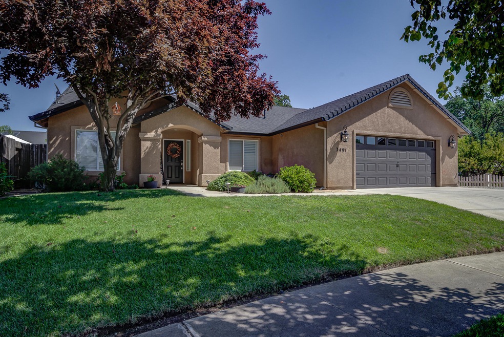 3491 Mearn Ct, Redding, CA 96002 - photo 1