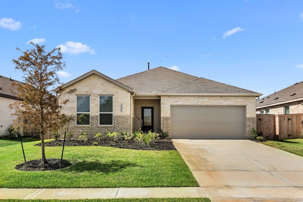 For Rent $2,100/month