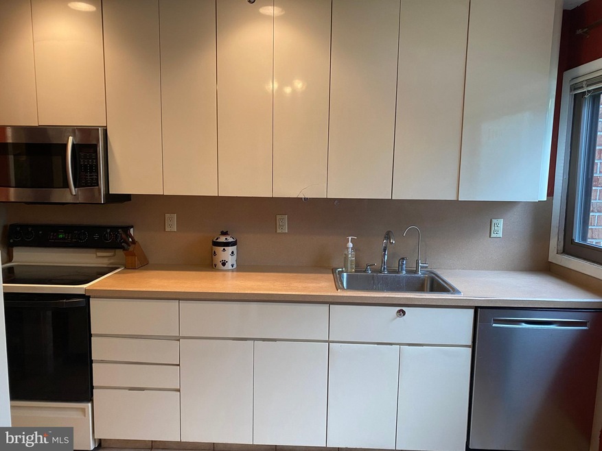 69 Dennison Dr, East Windsor, NJ 08520 - photo 1