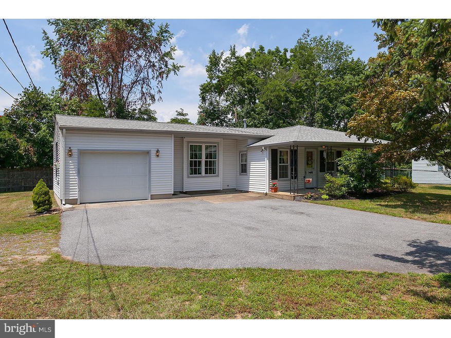 108 Ferndale Ave, Mantua, NJ 08051 - photo 1