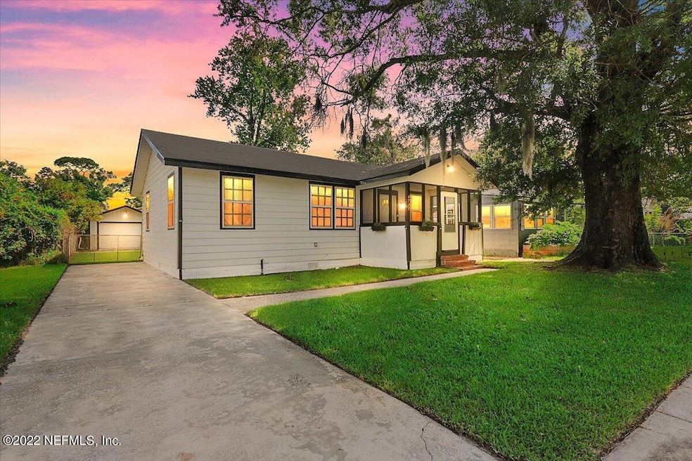 4737 Kingsbury St, Jacksonville, FL 32205 - photo 1