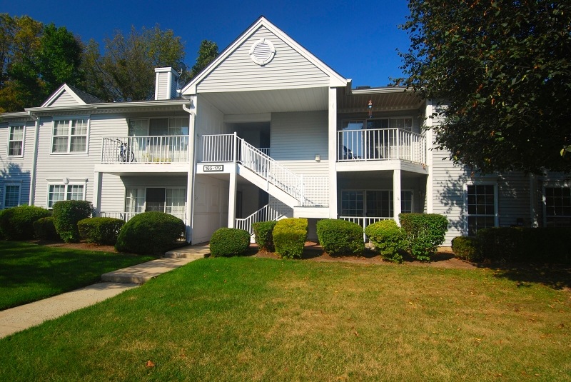 171 Lindsey Ct unit H1, Franklin Park, NJ 08823 - photo 1