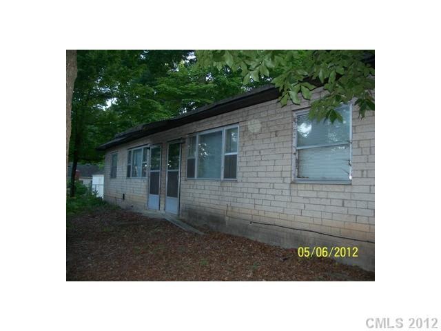 108 Clegg St, Statesville, NC 28677 - photo 1