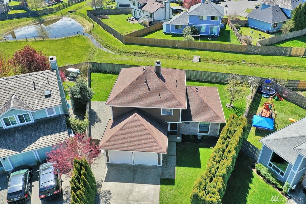 326 Jewell St, Enumclaw, WA 98022 - photo 1