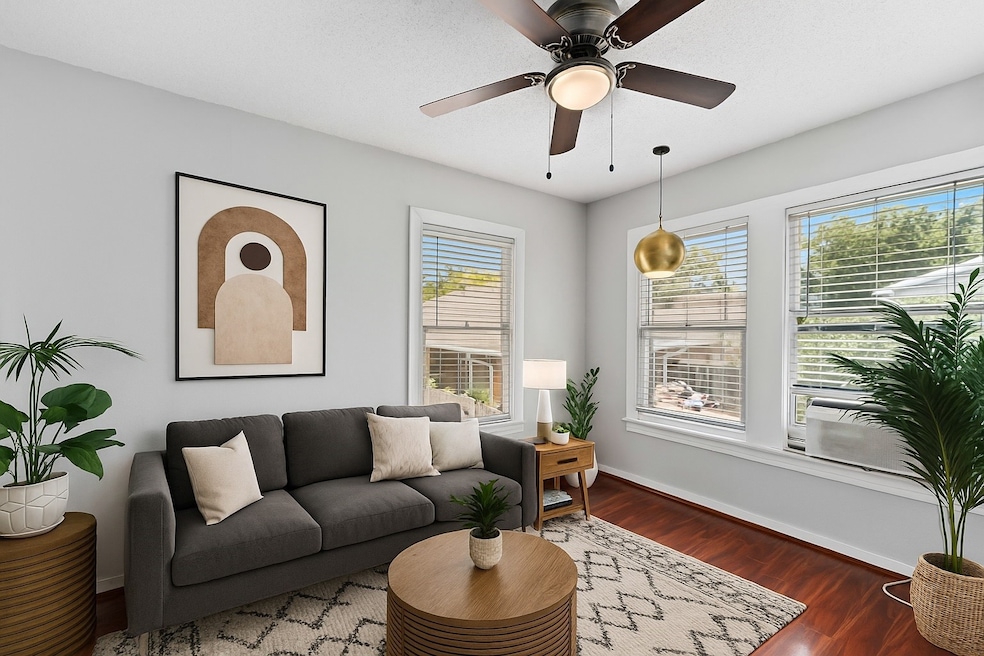 1749 W Main St unit A, Houston, TX 77098 - photo 1