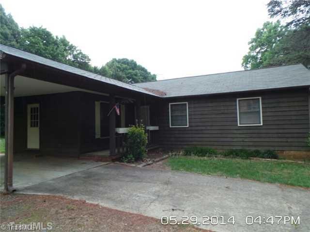150 Kingswood Rd, Statesville, NC 28625 - photo 1