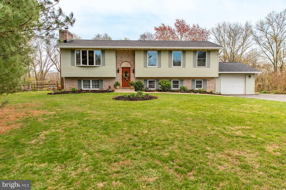 595 Elyse Ct, Sykesville, MD 21784 - photo 1