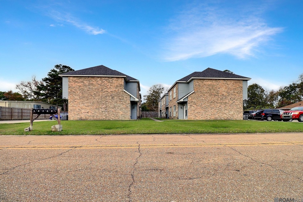 678 and 710 Gloria Dr unit 10, Baton Rouge, LA 70819 - photo 1
