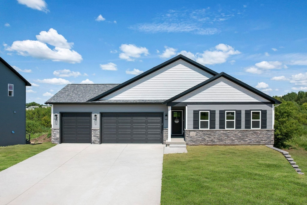 For Sale $575,000 • Co-Listing Agent
