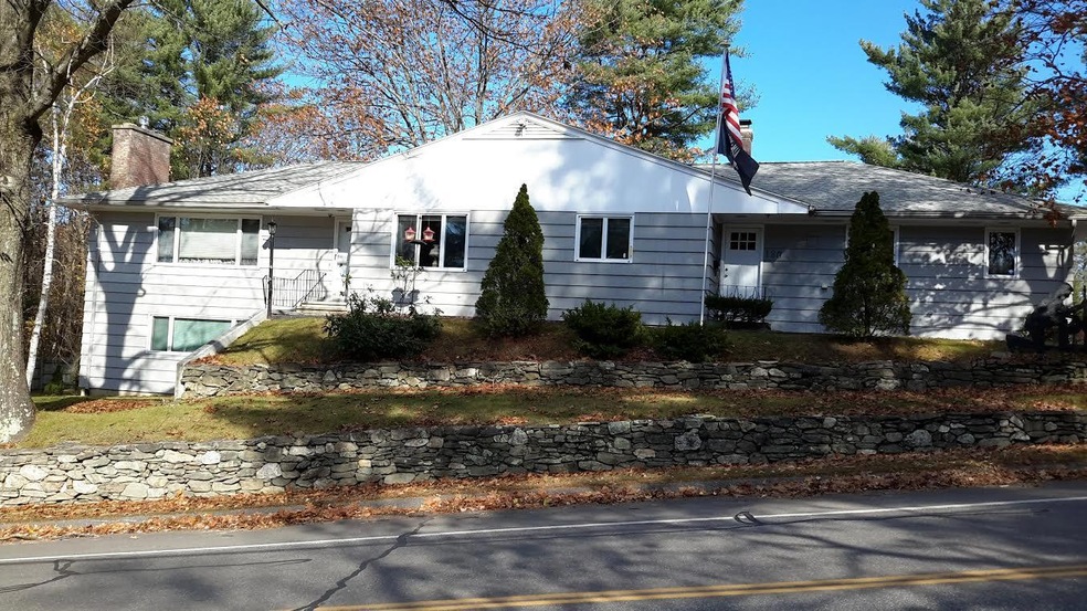 180 Montello St, Lewiston, ME 04240 - photo 1