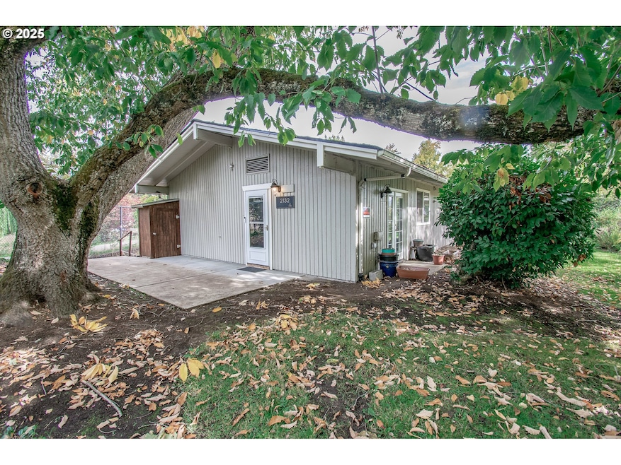 2132 W 14th Ct, Eugene, OR 97402 - photo 1