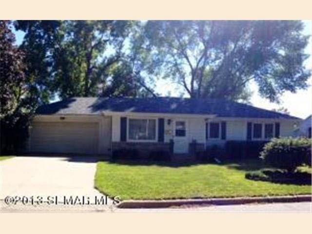 314 Glenn Rd, Albert Lea, MN 56007 - photo 1